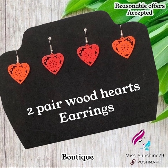 Jesse’s Boutique Jewelry - Boutique NEW - 2 pair hook cut out wood earrings